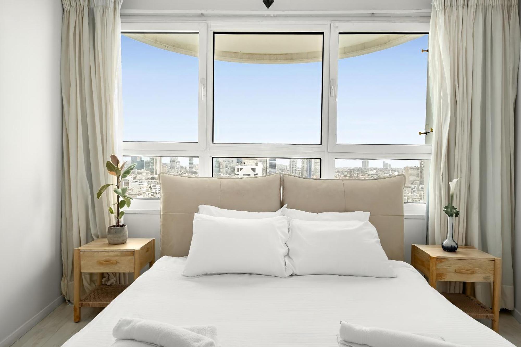 Superb Beachfront Apartments With Shelter By Sea N' Rent Tel Awiw Zewnętrze zdjęcie
